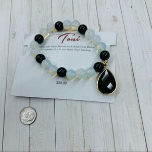 Toni Moonstone and Onyx Stretch Bracelet‎